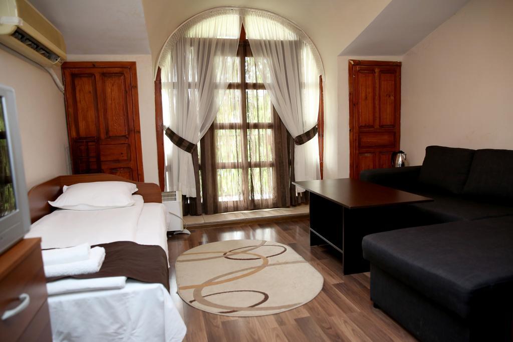 St.St. Constantine And Helena Hotel Sandanski Exterior foto