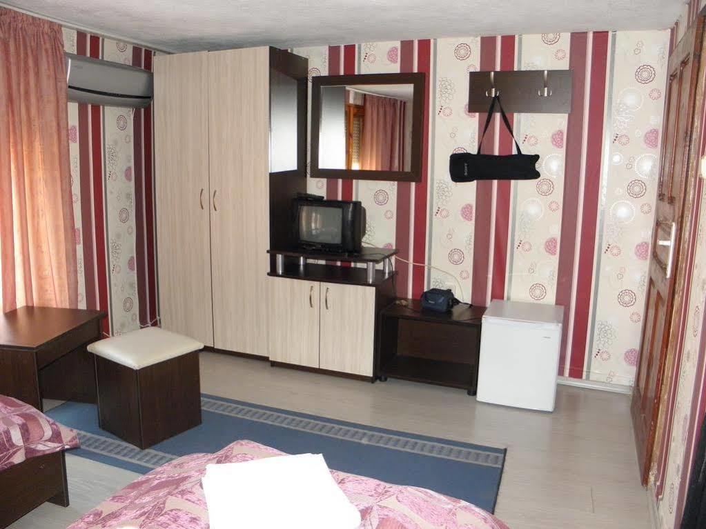 St.St. Constantine And Helena Hotel Sandanski Exterior foto